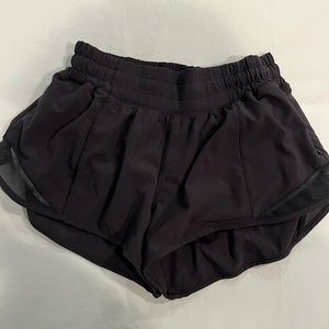Black lulu shorts